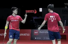 开云体育电脑版-国羽一哥拒翻车！决胜局一波流石宇奇2-1伍家朗进8强(羽毛球石宇奇比赛视频)